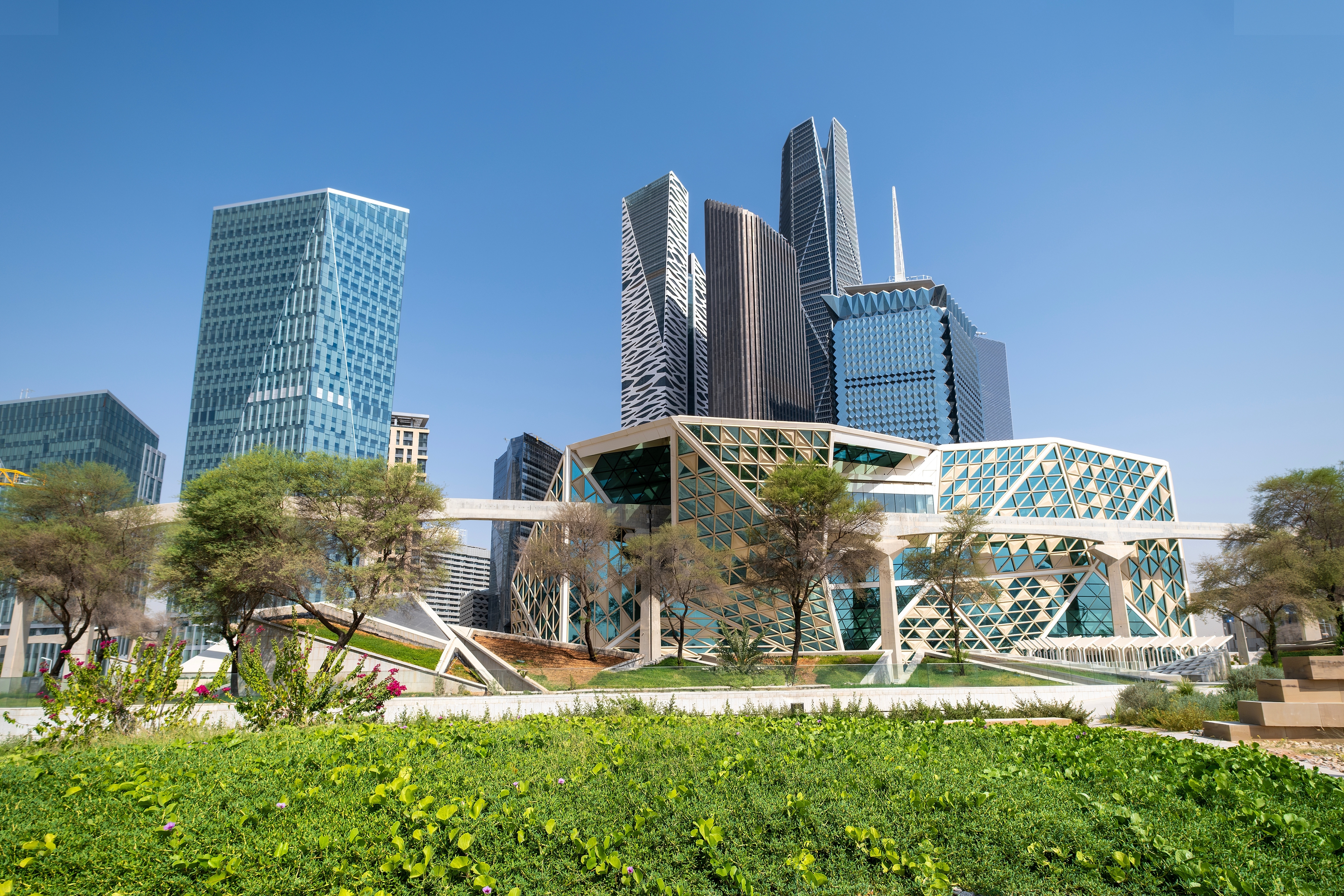 دور قطاع العقارات ومساهمته في الناتج المحلي السعودي