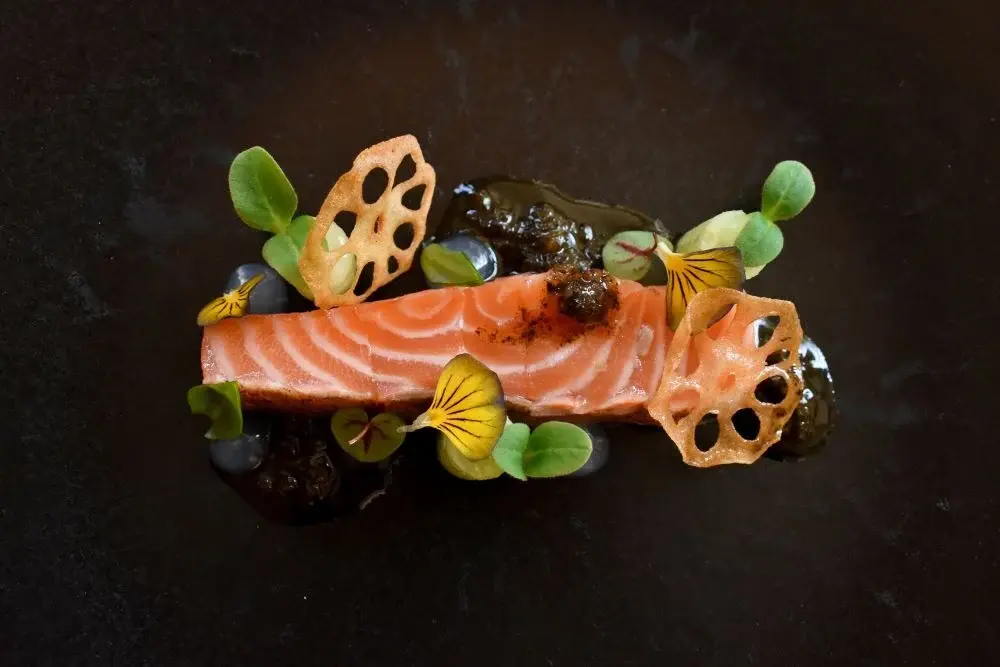 دليل ميشلان الرياض: 7 مطاعم تستحق التجربة