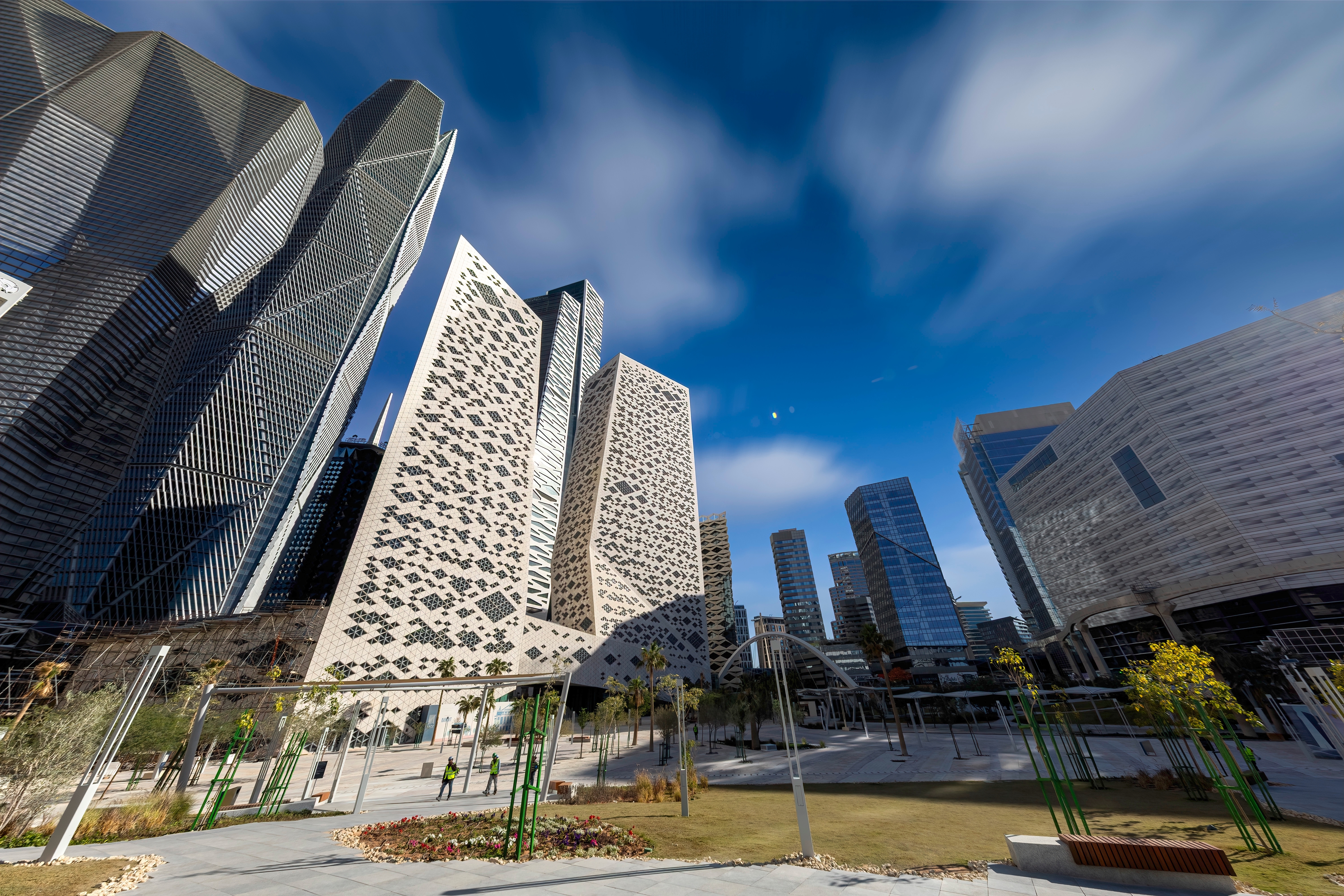 أبرز ناطحات السحاب والأبراج في العاصمة الرياض