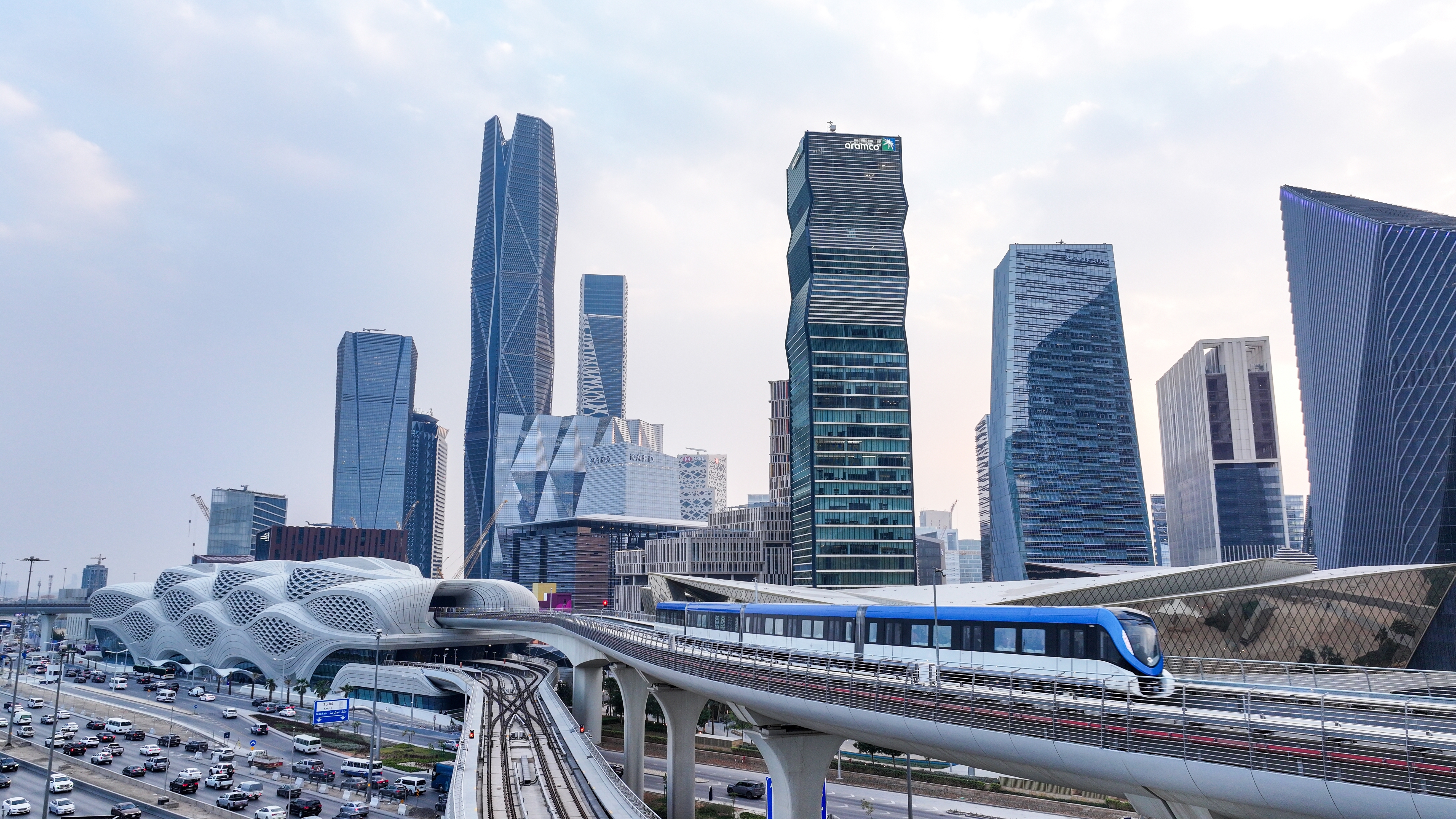 السوق المالية السعودية تفتح باب الاستثمار أمام المستثمرين الأجانب غير المقيمين